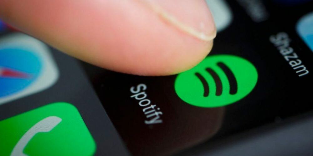 Change a Playlist Picture on Spotify From Any Device
