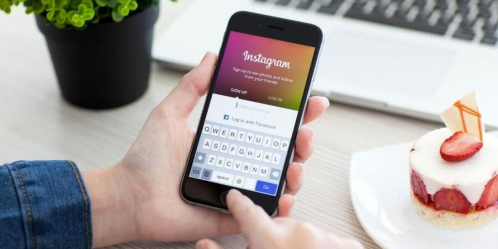 How To Add Another Instagram Account on Your Smartphone
